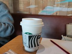 馥芮白-星巴克(北京市民生金融中心店)