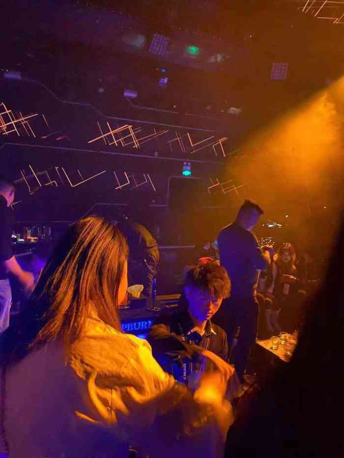 hepburnclub赫本酒吧武汉分店