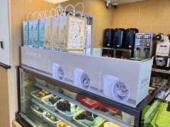 -易阿姨奶茶(万达店)