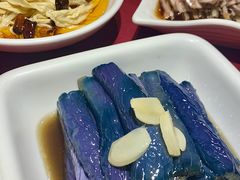 家乡熏茄子-老吉士酒家(天平路店)