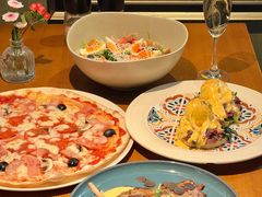 -JINNS锦时 steak&pizza(浸信会礼拜堂旧址店)