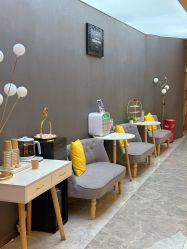 -More摩尔医美の注射线雕光电中心