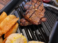 烤猪排套餐-I HOLIC艾豪丽披萨(KKone店)