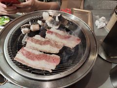 -围炉肉舍丹东海鲜烤肉·烤活鳗(步行街店)