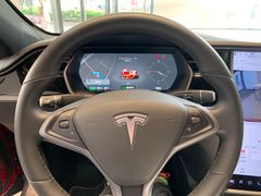 -TESLA 特斯拉(上海太古汇体验店)
