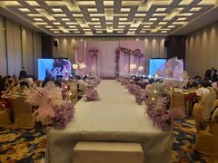 -上海龙之梦万丽酒店