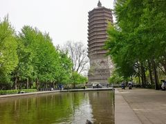 -玲珑塔公园
