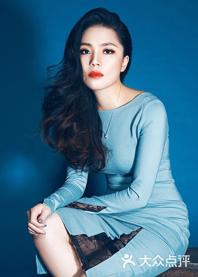 幸福王国婚纱摄影馆_肖潇0624