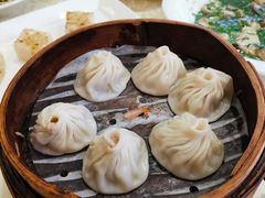蟹粉小笼包-绿波廊(豫园店)