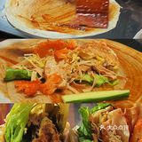 广州📍地铁口挖到巨多料的凉皮卷卷🤤8r一个