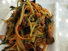 -六和聚传统烤鸭.天津菜(和平店)