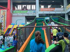 -蒙特利亲子乐园