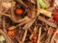 -江渔儿酸菜鱼(曜一城店)