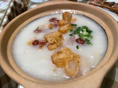 -新大咀港式茶餐厅(宝山万达店)