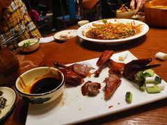 宜良脆皮小刀鸭-老滇山寨•云南特色菜•地方菜•民族风情歌舞表演(金碧店)