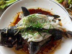 -覃记海鲜美食餐厅