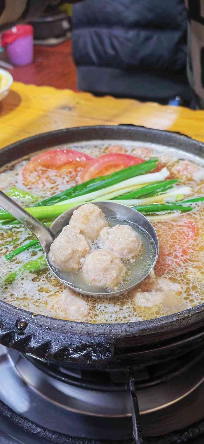 土砂锅豆汤圆子火锅(川心店)-"六盘水的天气的确比较冷 而且拉了一天