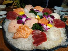 -青瓦餐厅·生鱼片·韩园烤肉(西塔店)