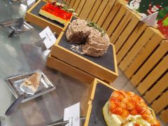 -飨食汇全日制餐厅·昆山皇冠假日酒店(九方店)