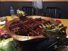 -江湖餐厅–重庆九宫格老火锅