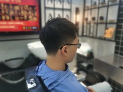 -Devilhands Barbershop男士理容店