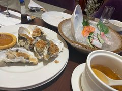 -南湖名都·景湖轩全日制餐厅·海鲜自助·东南亚风味·临湖而食