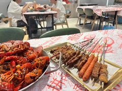 -老班长·小龙虾·鲜货烧烤大排档(金街美地店)