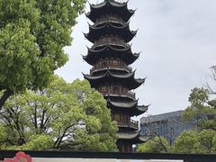 -龙华寺