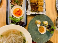 烤猪颈肉捞檬-越美小馆·越南料理(曲江店)