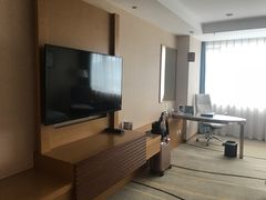 -海创大连科技交流中心(海事大学地铁站店)