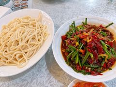 -汗腾格里·风味餐厅(新疆驻京办店)
