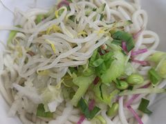 肉丁小碗干炸炸酱面-海碗居(牡丹园店)