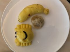 -中央电视塔旋转餐厅