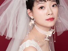 -金夫人化妆摄影职业培训学校