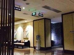 -珠海棕泉水疗酒店(拱北口岸高铁站店)