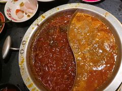 -沸炉重庆老火锅(军事博物馆店)