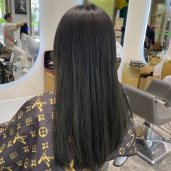 -卡尔诗·科技美肤连锁