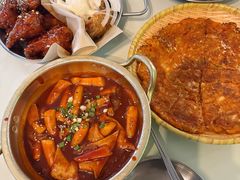 -富乐满 炸鸡&韩国料理 불로만(虹泉路店)
