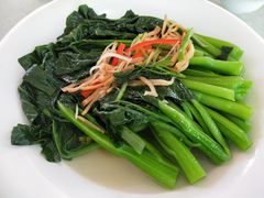 -辉记虾塘海鲜农庄