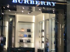 -BURBERRY(天津万象城店)