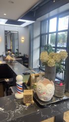 -Z.X HAIR SALON张新美业