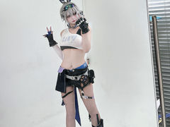 -米游妙妙屋cosplay换装自拍摄影体验馆