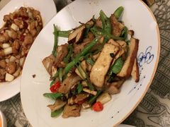 -十二饭点·川菜(北站圆融店)