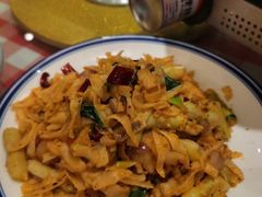 洋芋擦擦-平凡的世界主题餐厅横山双城铁锅羊肉(凤城四路店)