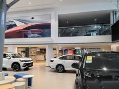 -成都华星西蒙上汽大众4S店(羊西线店)