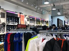 -东荟城名店仓