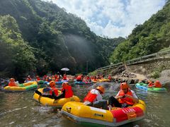 -安吉龙王山峡谷漂流