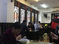大堂-长人馄饨铺(解放街店)