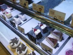-红跑车蛋糕世界(网巾市店)