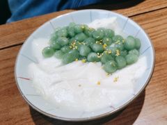 小青团冰豆腐花-李百蟹·江南蟹黄面(夫子庙店)